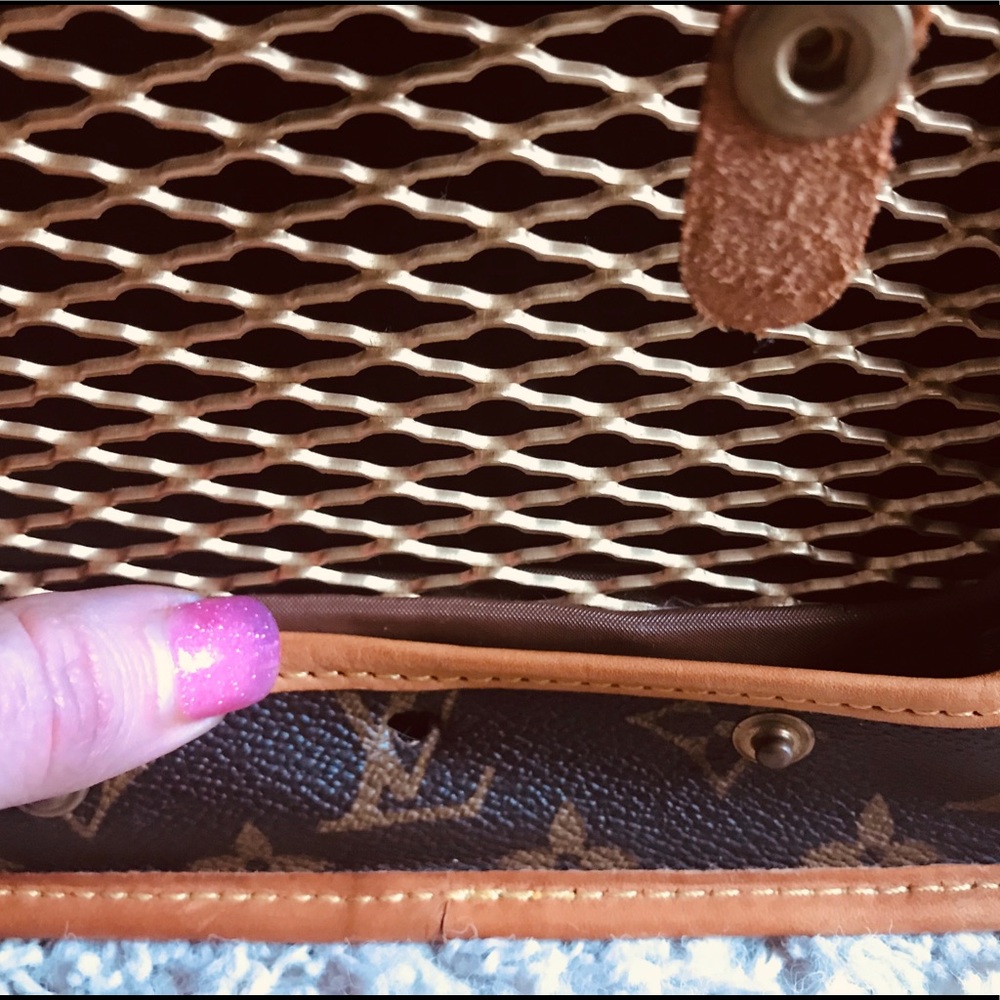 Authentic Louis Vuitton Sac Chien 40 Dog Carrier - Picture 8 of 8
